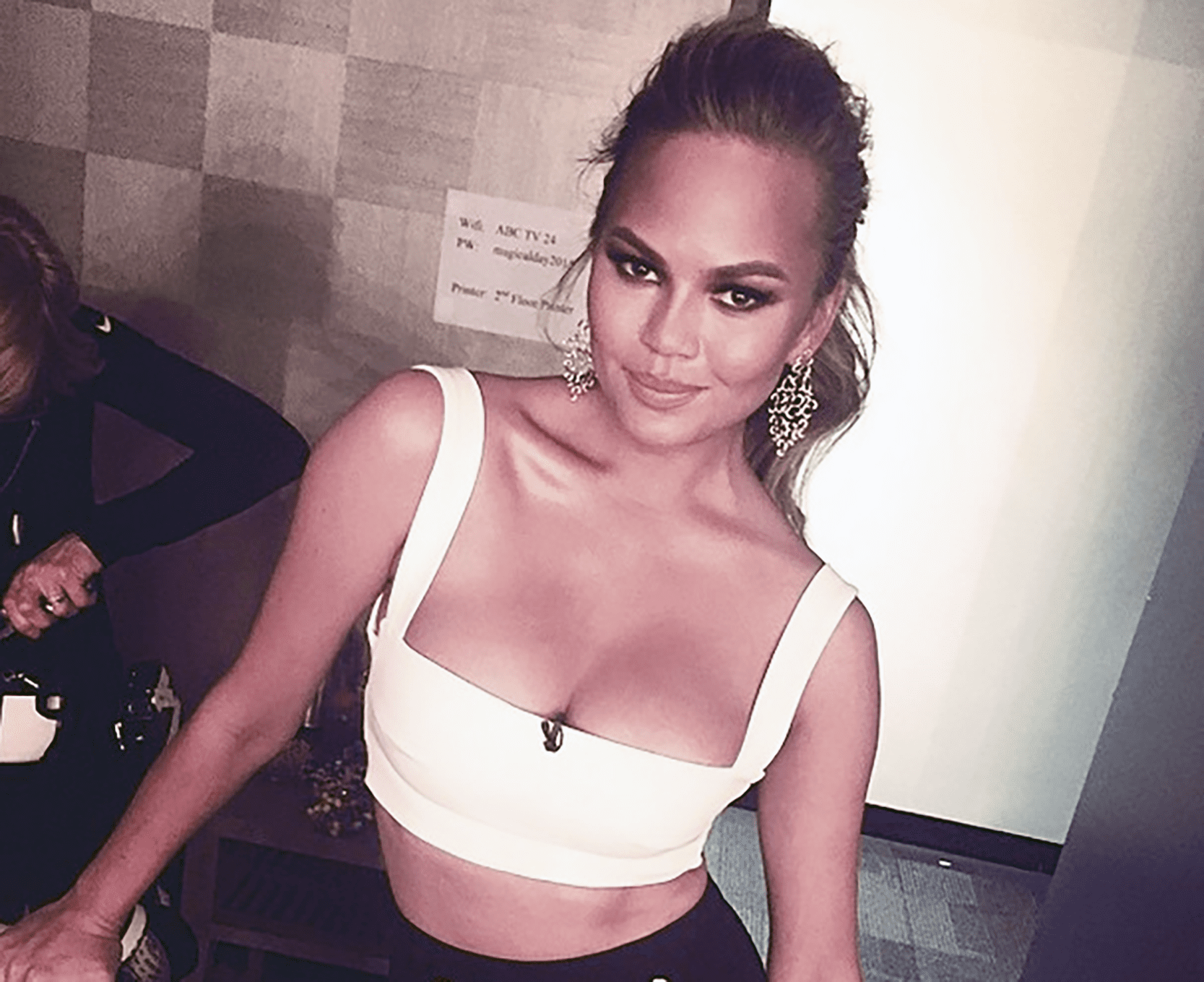 8-reasons-teigen-do-no-wrong-new-theory