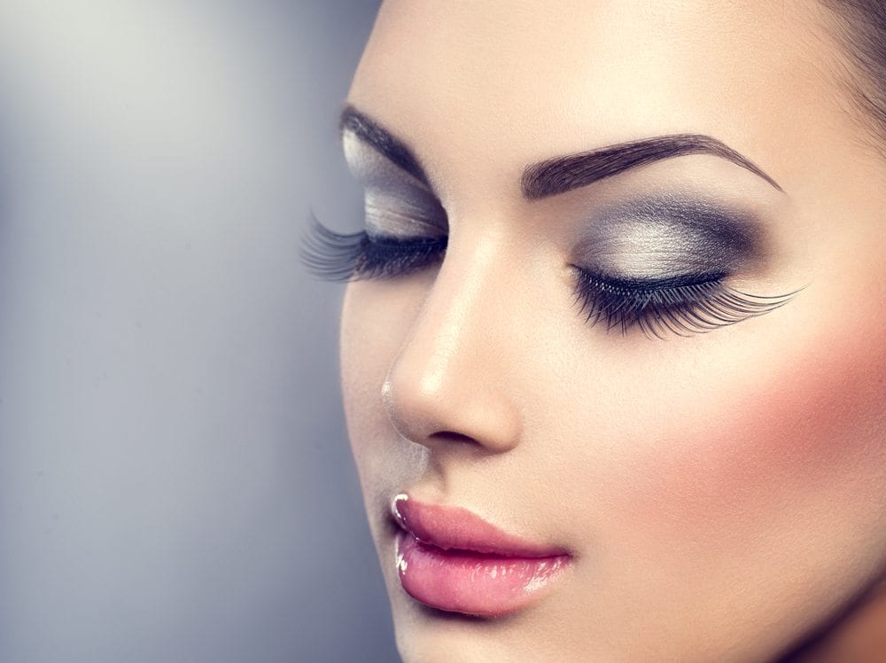 Summer Beauty Obsession Get Glam With Eyelash Extensions New Theory