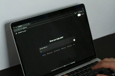 The Post-Prompt Economy: Why AI Is Moving From Answers to Autonomy